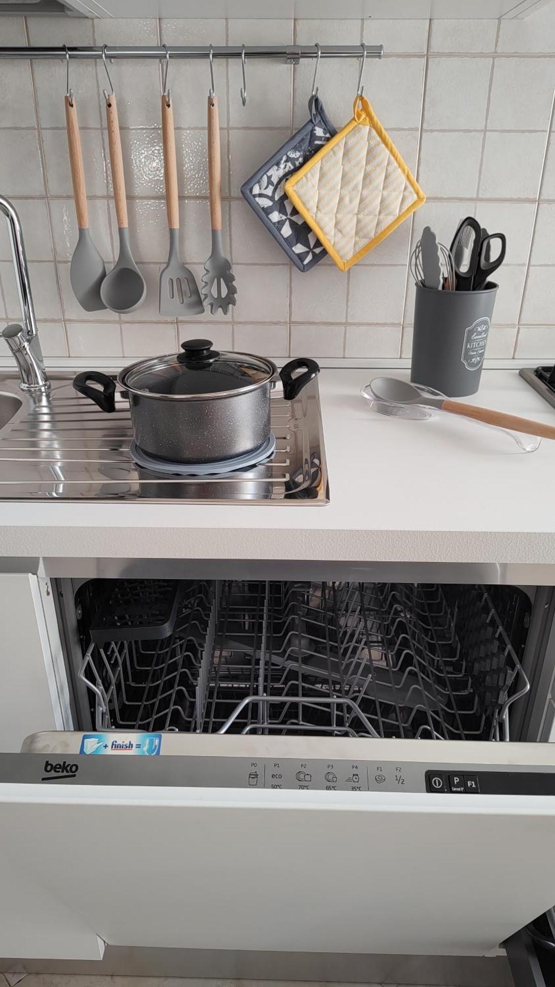 Fd Apartments - Zoe Prestigioso Appartamento Vicino Alla Stazione E Al Centro モノーポリ エクステリア 写真