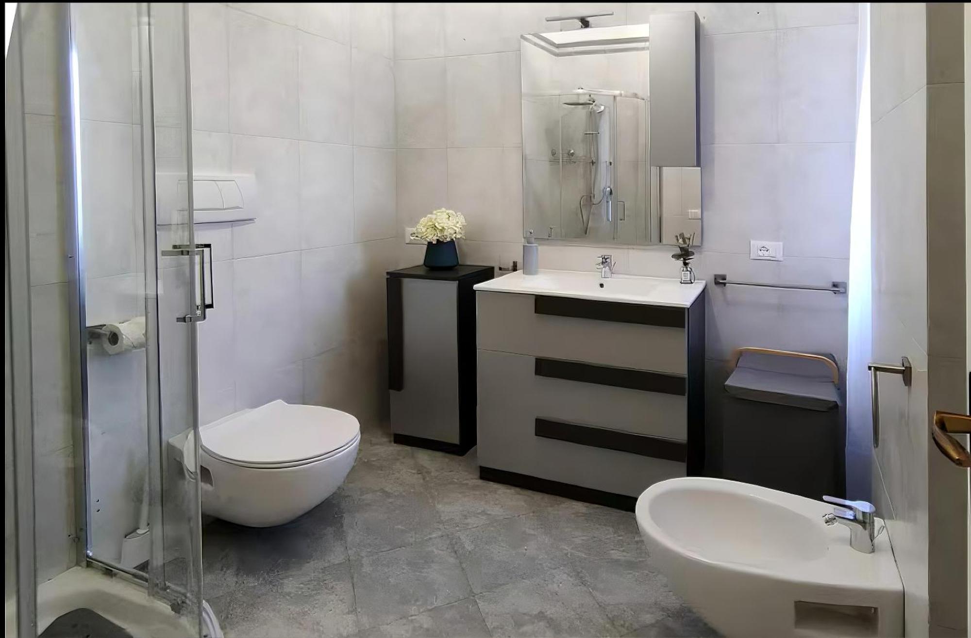 Fd Apartments - Zoe Prestigioso Appartamento Vicino Alla Stazione E Al Centro モノーポリ エクステリア 写真